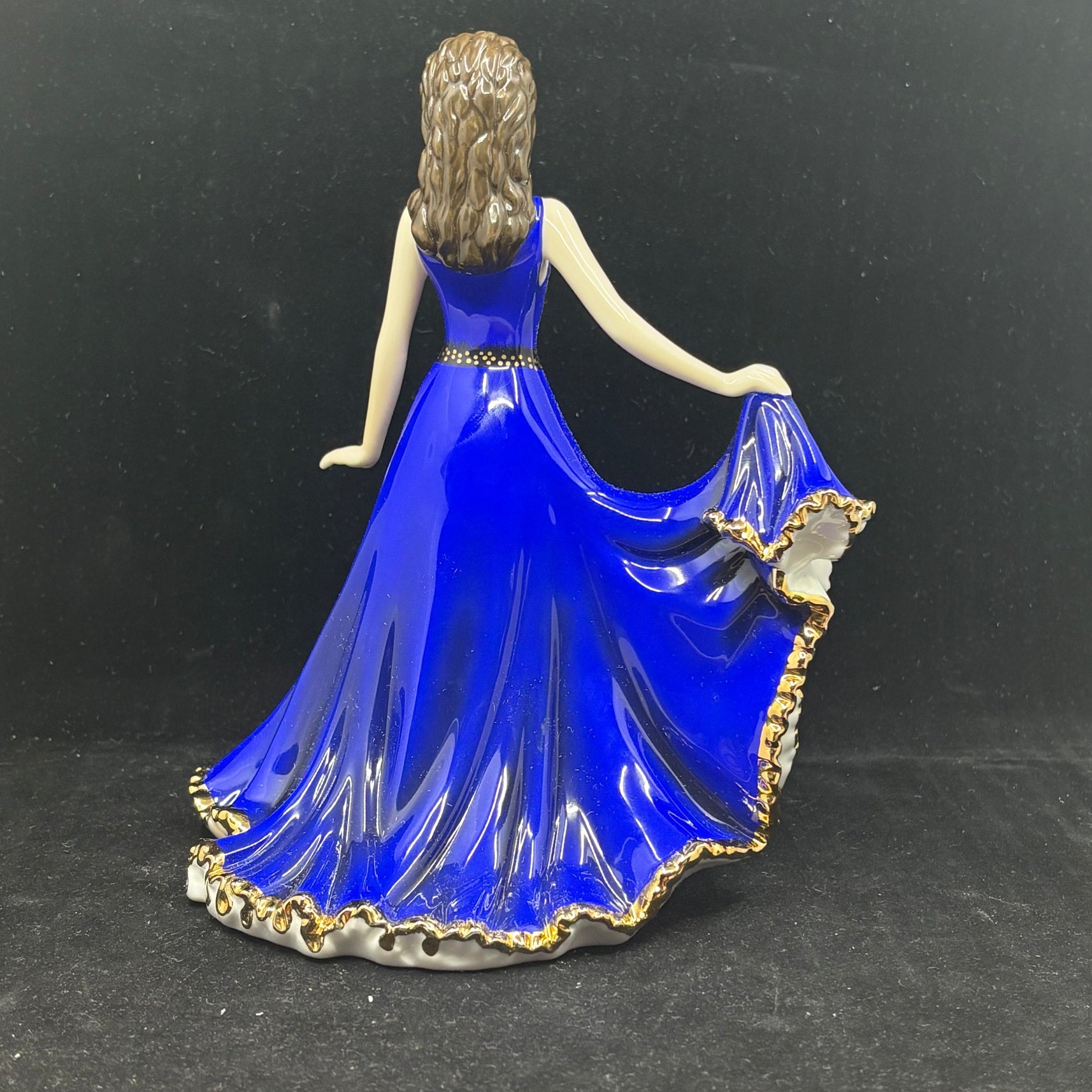 Royal Doulton Figurine Forever Young HN5317 - William Cross