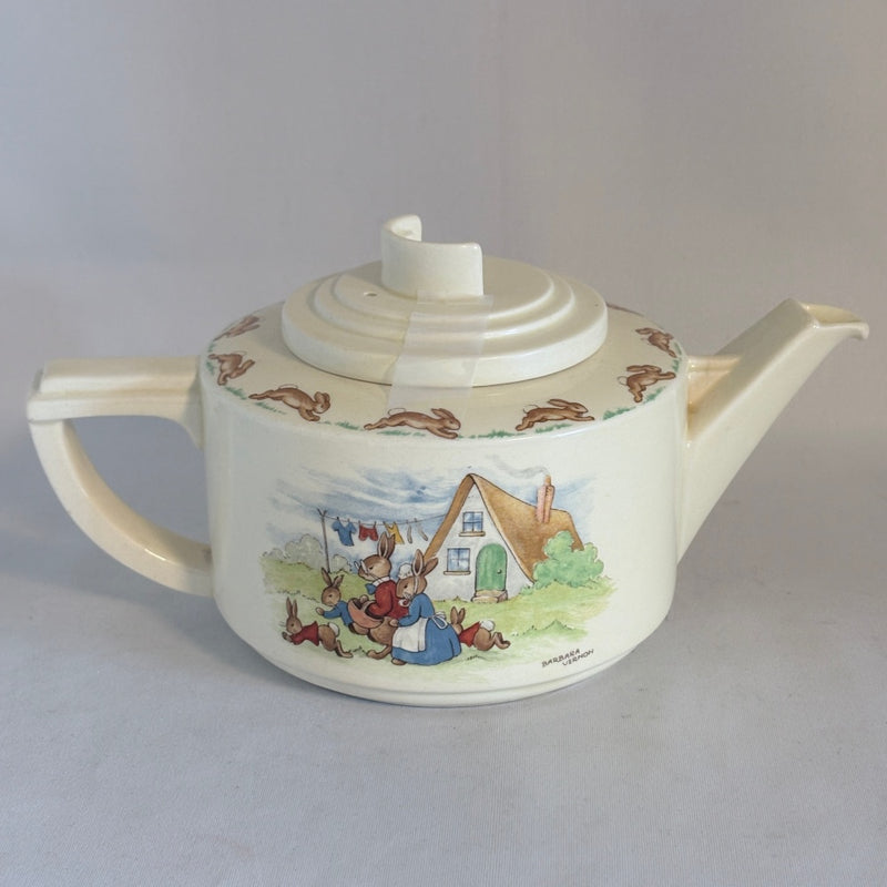 Santa Claus Tea Pot Royal Doulton Bunnykins