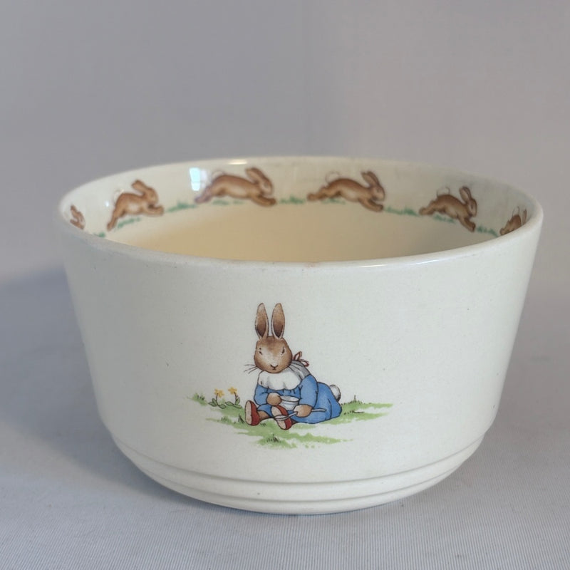 Family Going out on Washing Day Sugar Royal Doulton Bunnykins