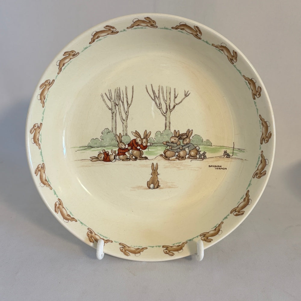 Tug of War Porridge Plate Royal Doulton Bunnykins