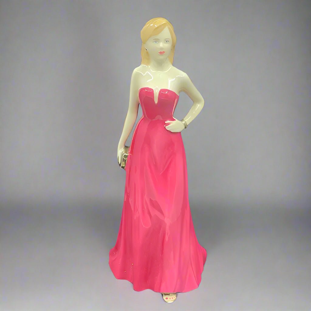 Royal Doulton Figurine Abigail HN4664 - William Cross