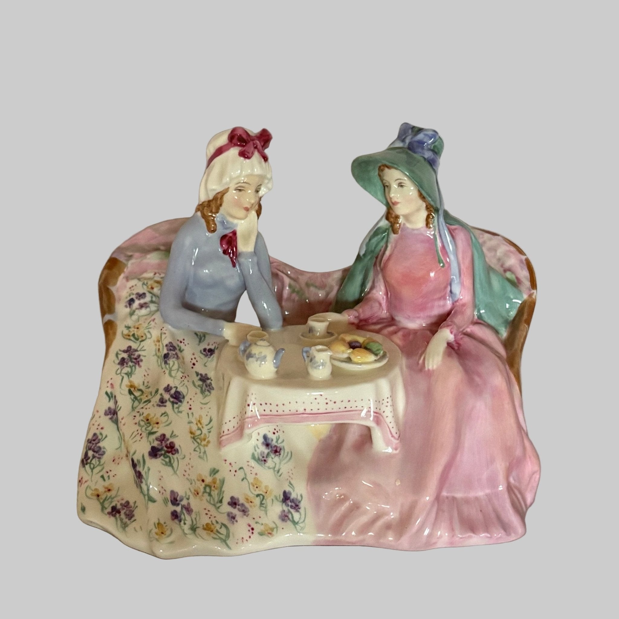 Royal Doulton Figurine Afternoon Tea HN1747 - William Cross