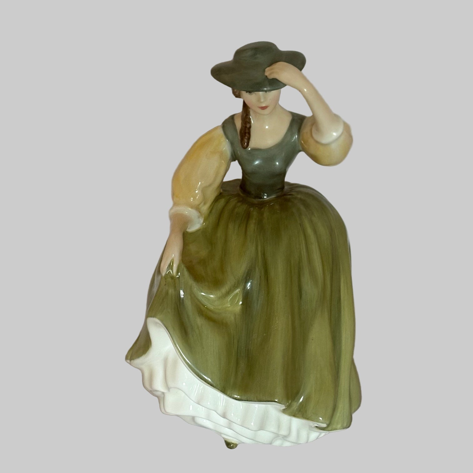 Royal Doulton Figurine Buttercup HN2309 - William Cross