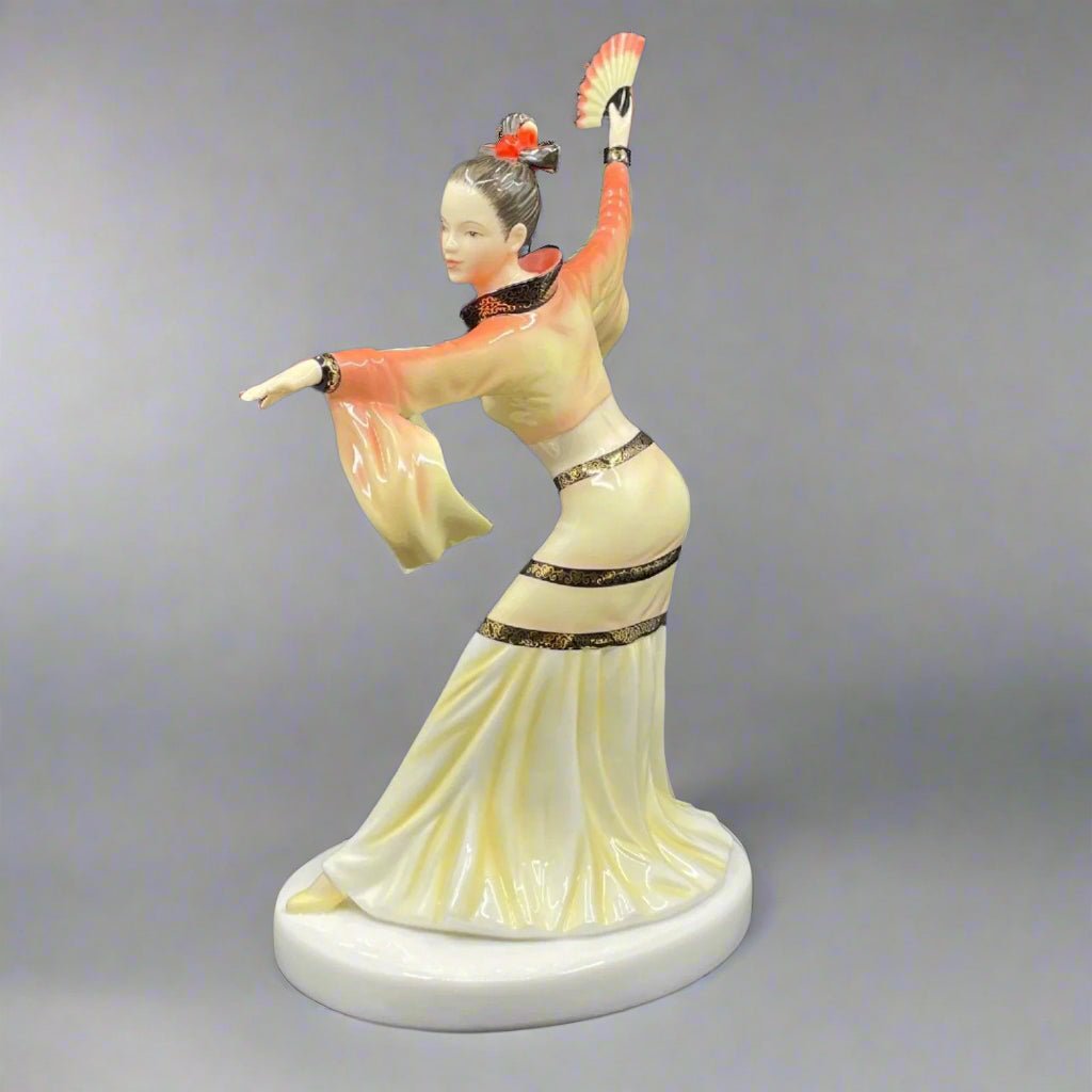 Royal Doulton Figurine Chinese Fan Dance HN5568 - William Cross