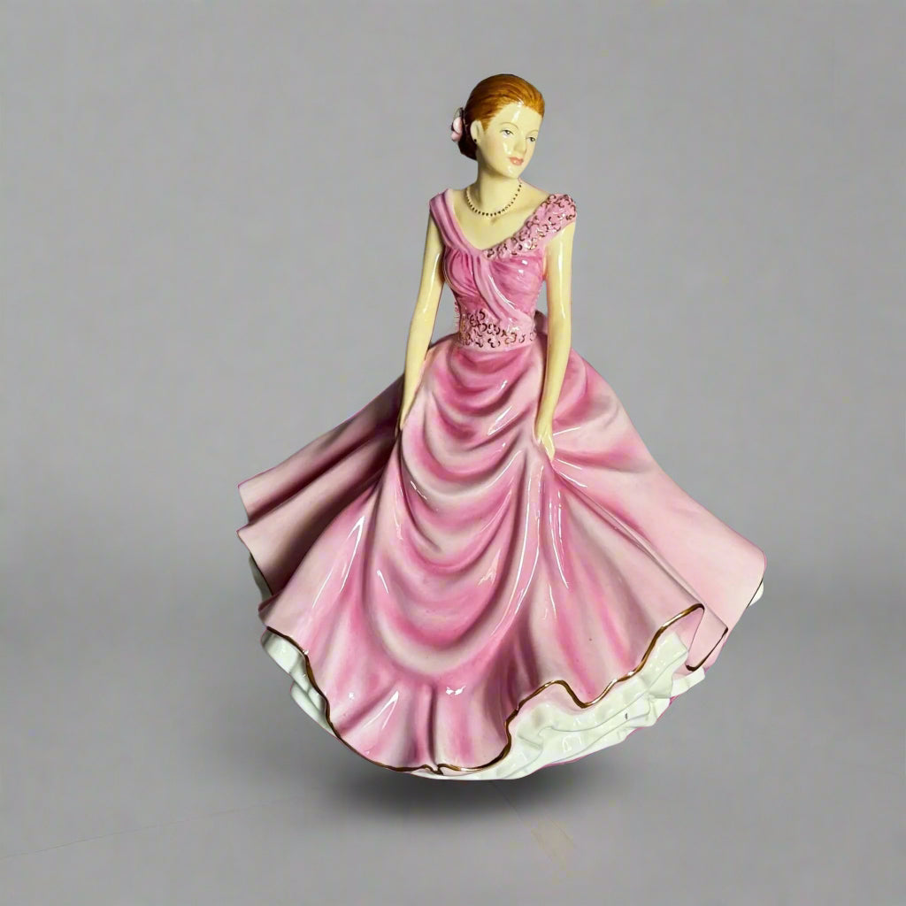 Royal Doulton Figurine Donna HN5590 - William Cross