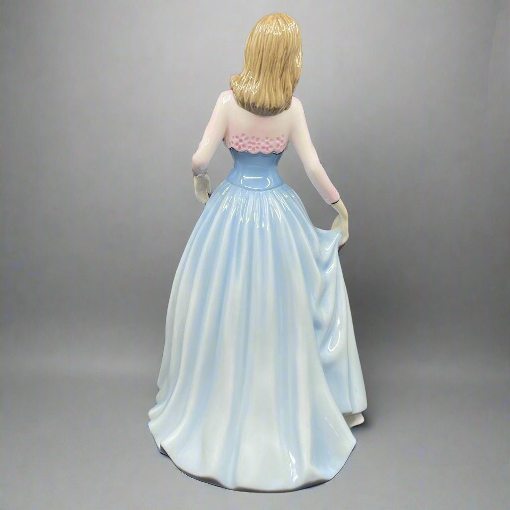 Royal Doulton Figurine Lucette HN4728 - William Cross