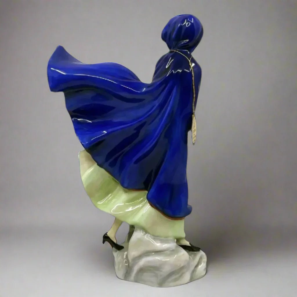 Royal Doulton Figurine May HN2746 - William Cross
