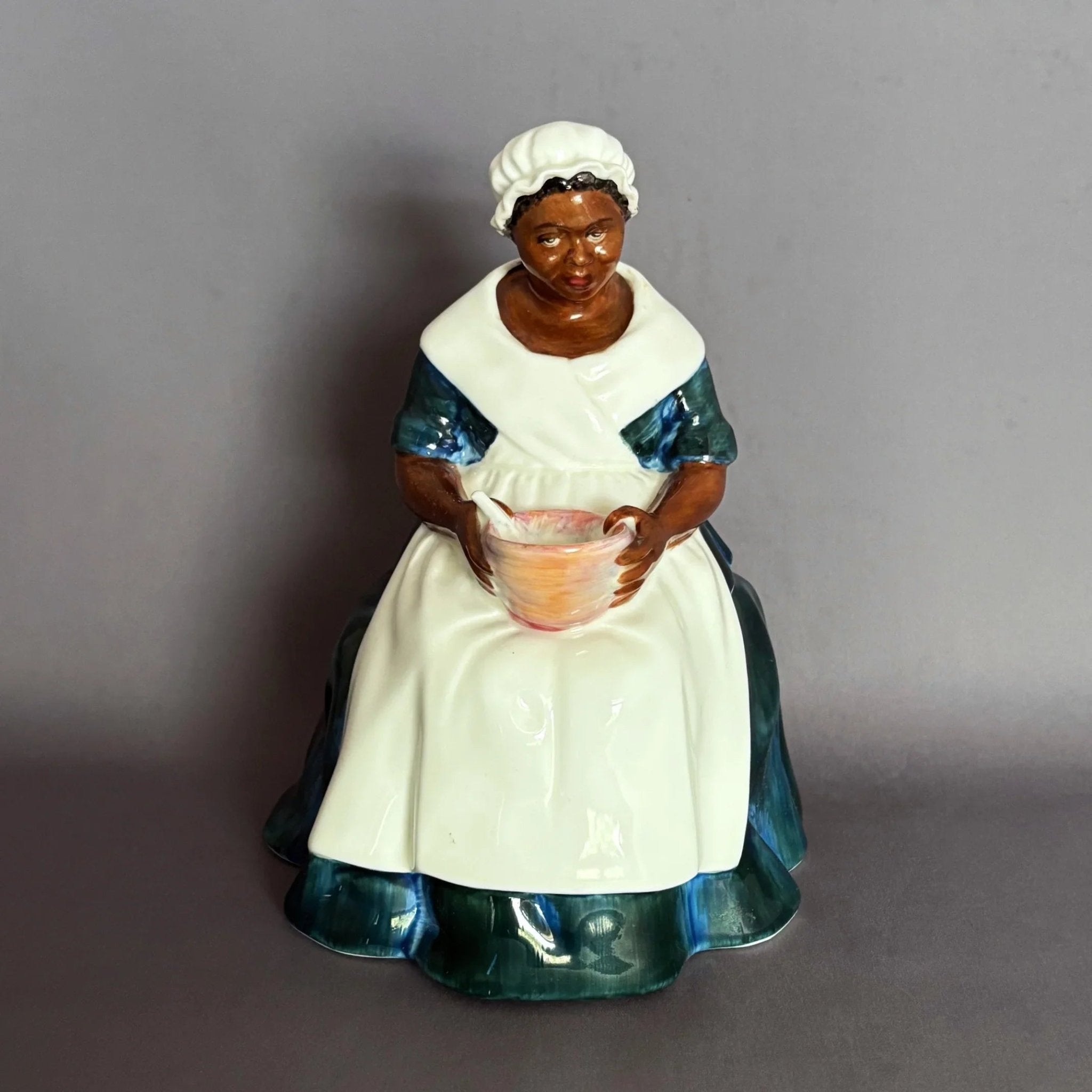 Royal Doulton Figurine Royal Governors Cook HN2233 - William Cross
