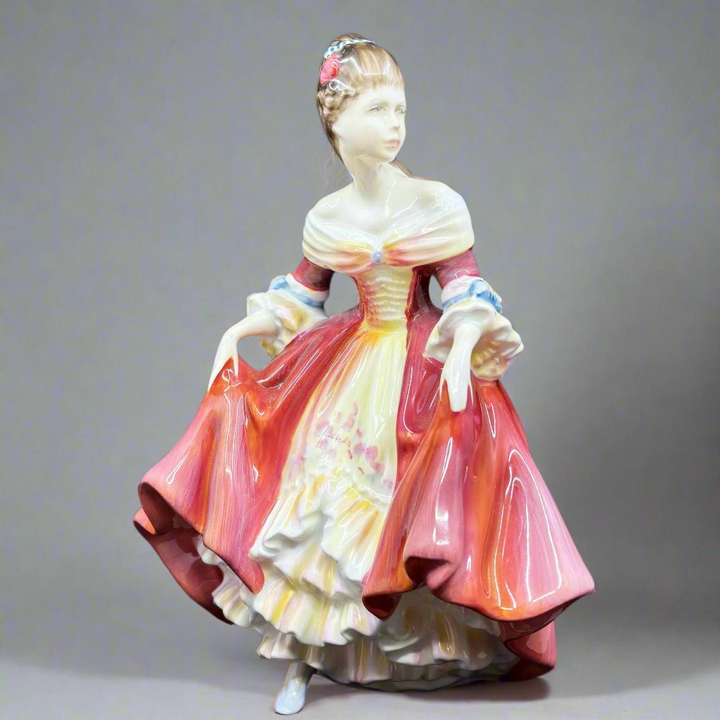 Royal Doulton Figurine Southern Belle HN2229 - William Cross