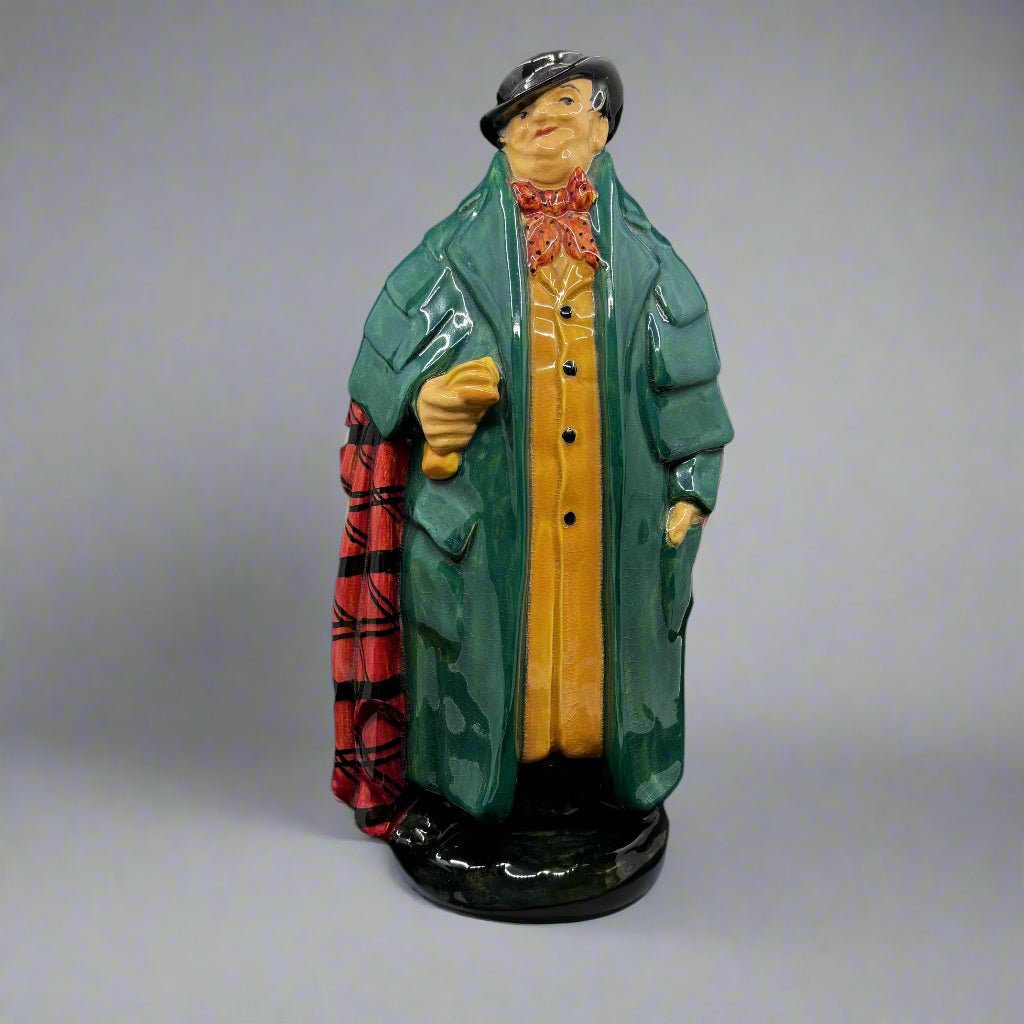 Royal Doulton Figurine Tony Weller HN684 - William Cross
